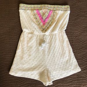 Ivory Crotchet Style Romper SZ L